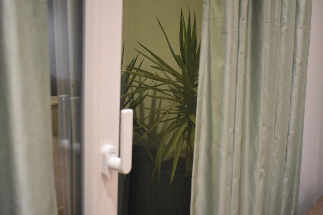Tam Serviced Apartment Shallvaret Central District Tirana Kültér fotó